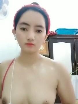 Bidan Cantik Bugi Show Toket Menggoda Part2