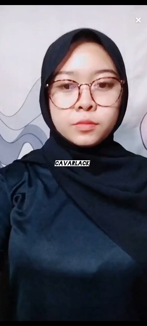 Dyraa Jilbab Kacamata Kobel Memek Tembem