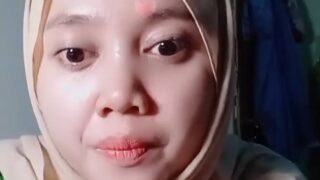 Mbak Errr Live Pamer Meki Gundul
