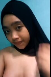 Abg Hijab Pap Telangjang Remas Susu Memek Tembem