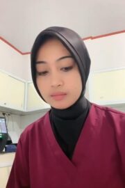 Sofana Jilbab Pekerja Swasta Nakal Kalau Di Kamar