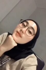 Ukhti Abis Ngantor Lanjut Ngewe Meki Tembem