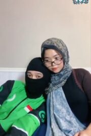 Ojol Diajak Live Ngewe Cewek Jilbab Sange