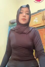 WAWA Hijab Buka Bukaan Pulang Pengajian