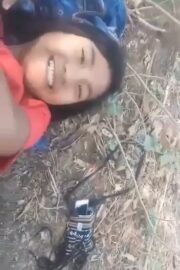Disuruh Ke Pasar Malah Ngewe Di Kebun
