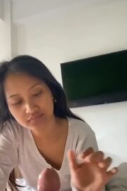 CIKA Gadis Manis Kaget Lihat Kontol Cowoknya Gede