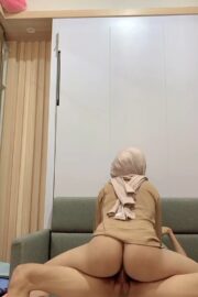 Main Di Sofa Dengan Binor Hijab Malay