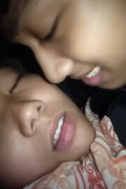 Kemesraan Sama Pacar Bobo Bareng Satu Selimut