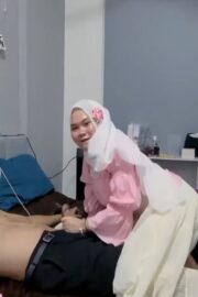 Lonte HIJAB Main Di Hotel