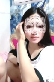 HELEN Digenjot Disaksikan Teman Kosnya Crot Di Dalam